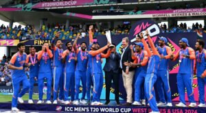 ভারতের ঘরে বিশ্বকাপ, অপক্ষোর অবসান হলো ১৩ বছর পর।